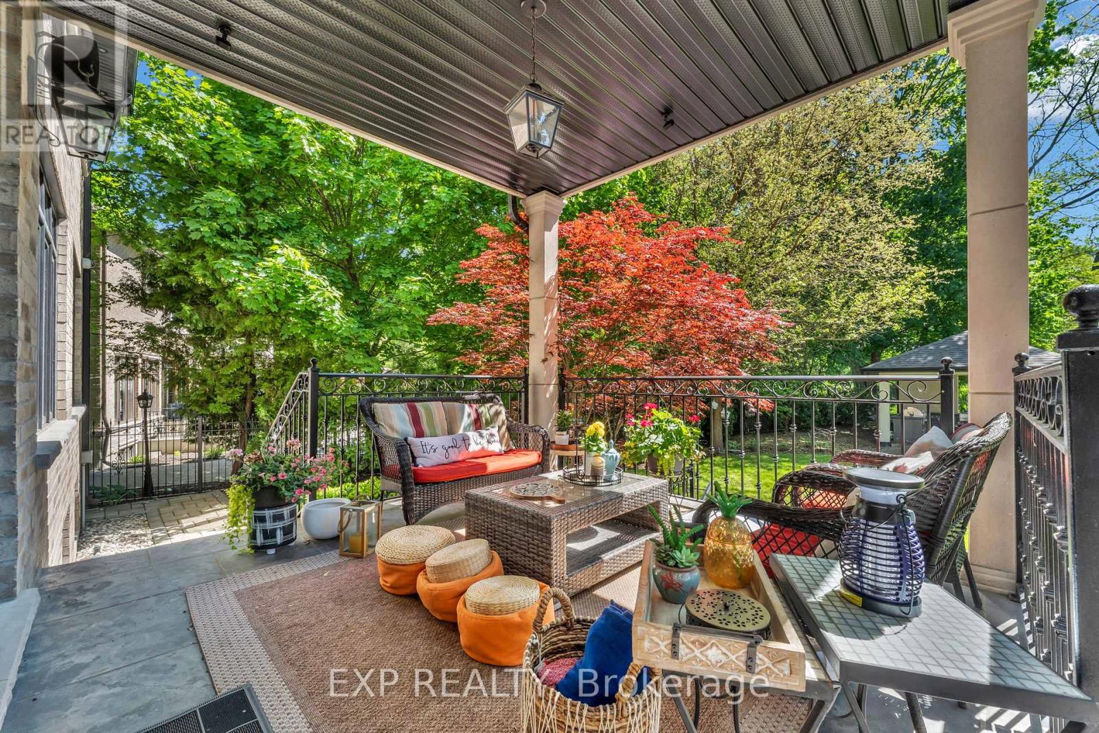 606 Lakeshore Road W, Oakville, Ontario  L6K 1G5 - Photo 50 - W13280250