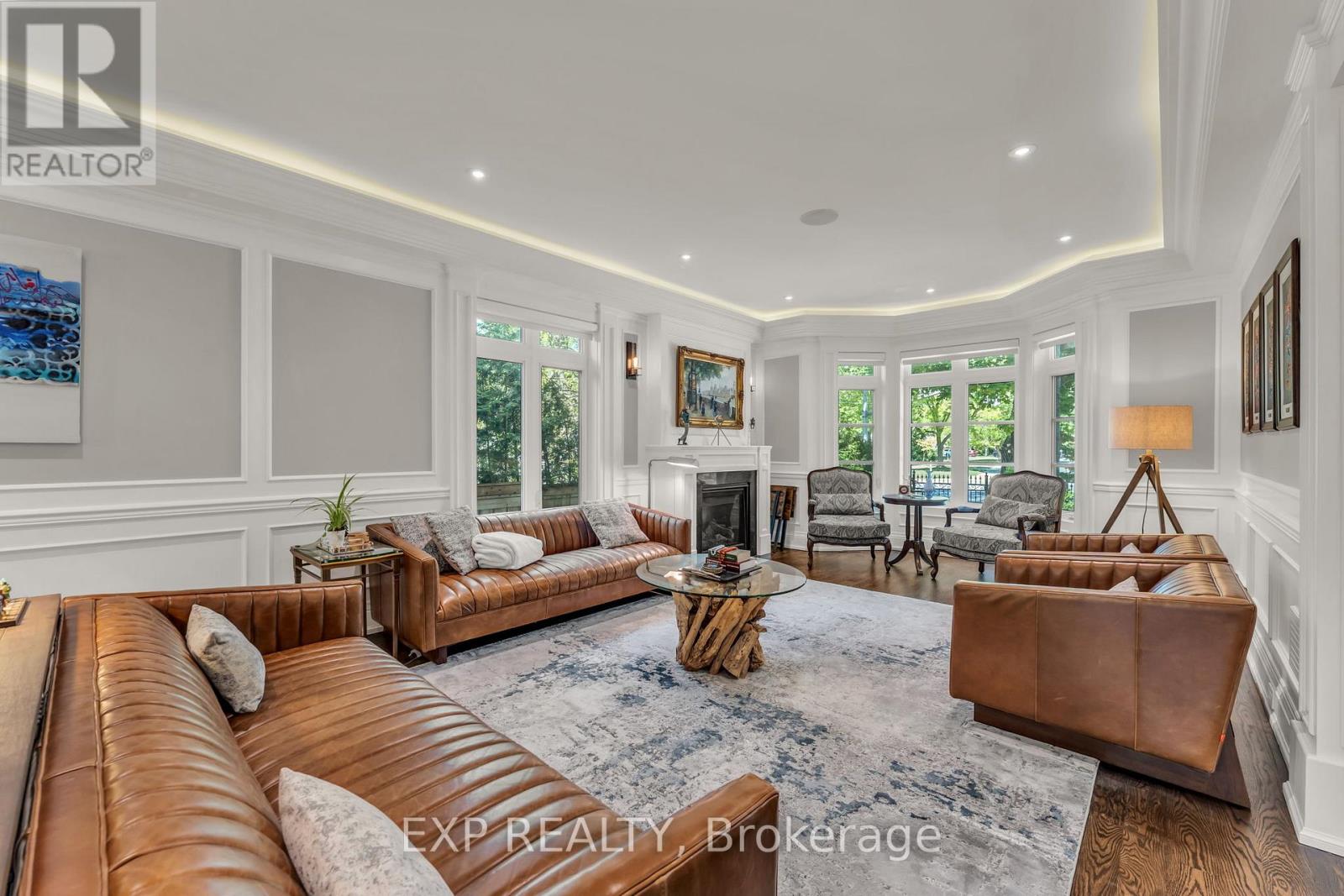 606 Lakeshore Road W, Oakville, Ontario  L6K 1G5 - Photo 8 - W13280250