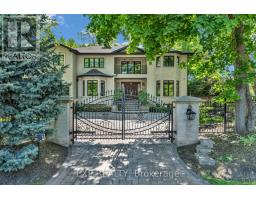 606 LAKESHORE ROAD W, Oakville, Ontario