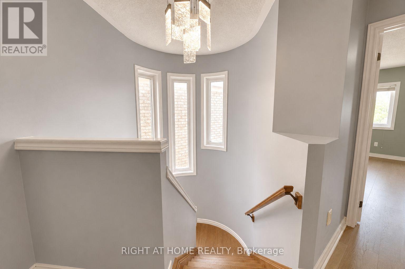 2233 Rockingham Drive, Oakville, Ontario  L6H 6E7 - Photo 14 - W13280694