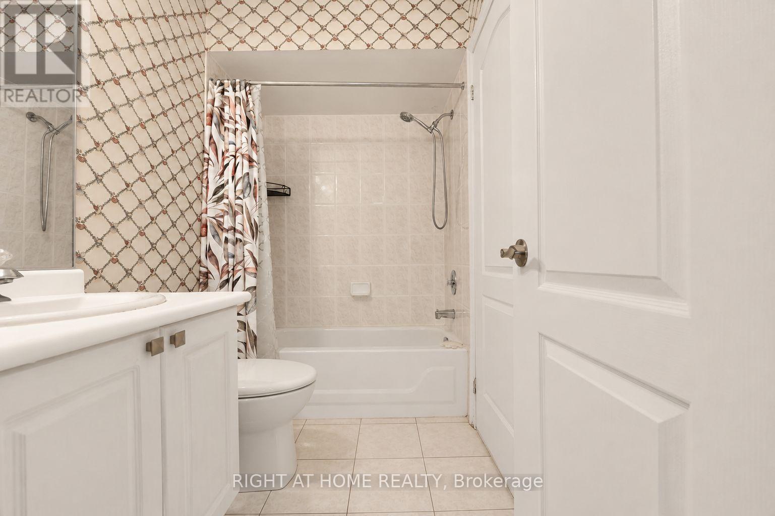 2233 Rockingham Drive, Oakville, Ontario  L6H 6E7 - Photo 22 - W13280694