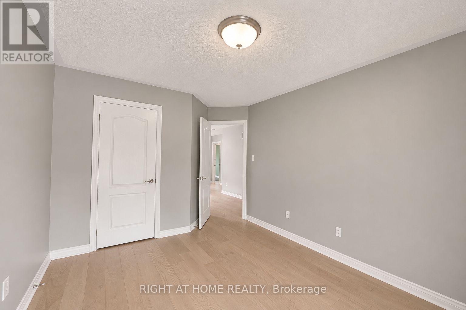 2233 Rockingham Drive, Oakville, Ontario  L6H 6E7 - Photo 25 - W13280694