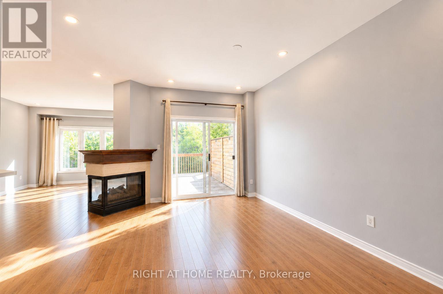 2233 Rockingham Drive, Oakville, Ontario  L6H 6E7 - Photo 9 - W13280694