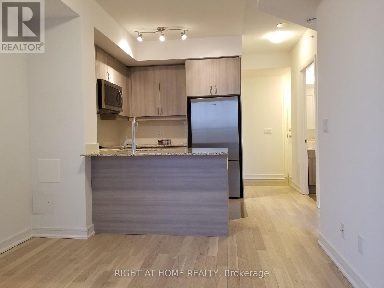 NW-212 - 9201 Yonge Street, Richmond Hill, Ontario  L4C 1H9 - Photo 11 - N13249608