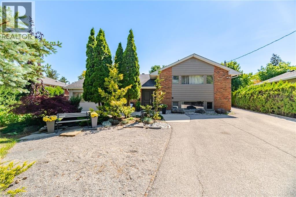 14 Plainsman Road, Mississauga, Ontario  L5N 1C5 - Photo 3 - 40837301
