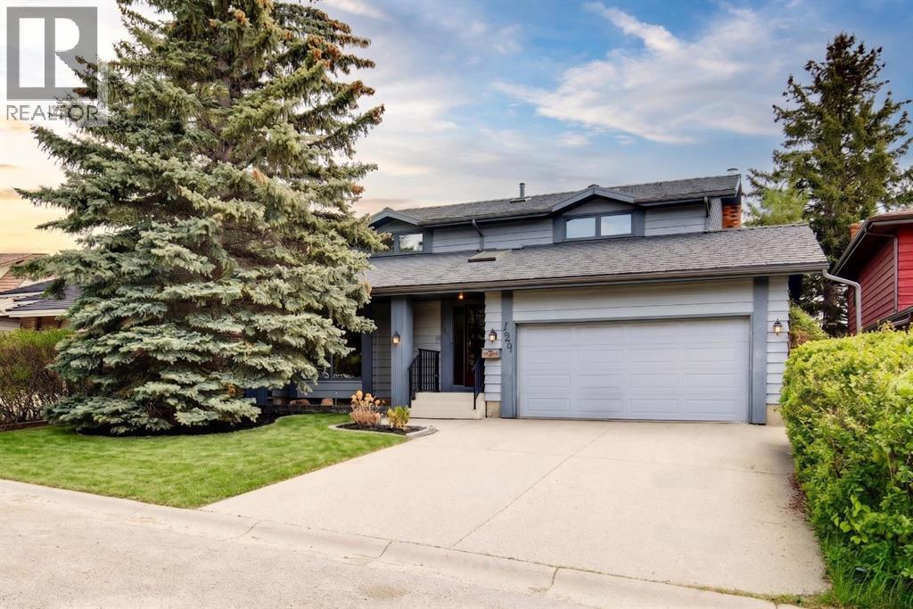 124 Edgehill Close Nw, Calgary, Alberta T3A 2X1 - Photo 1 - A2302408