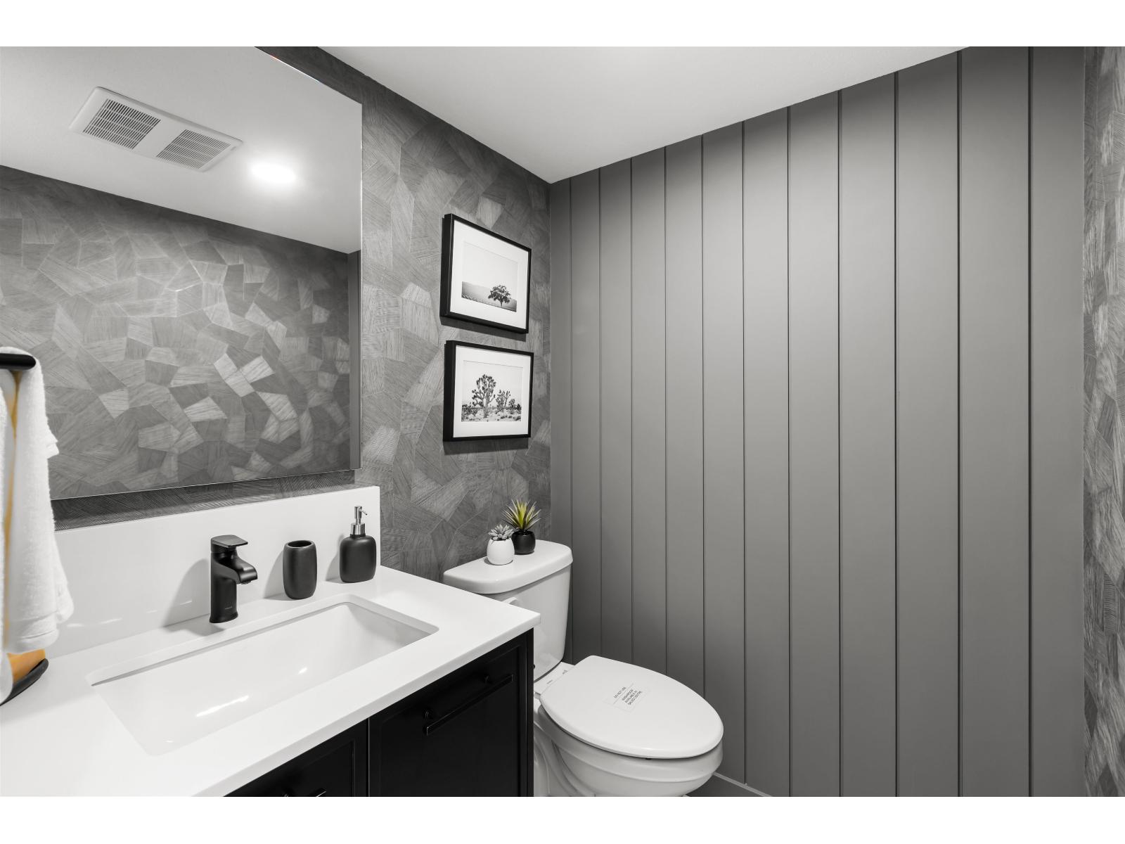 2 2886 Montrose Avenue, Abbotsford, British Columbia  V2S 0N7 - Photo 11 - R3131457