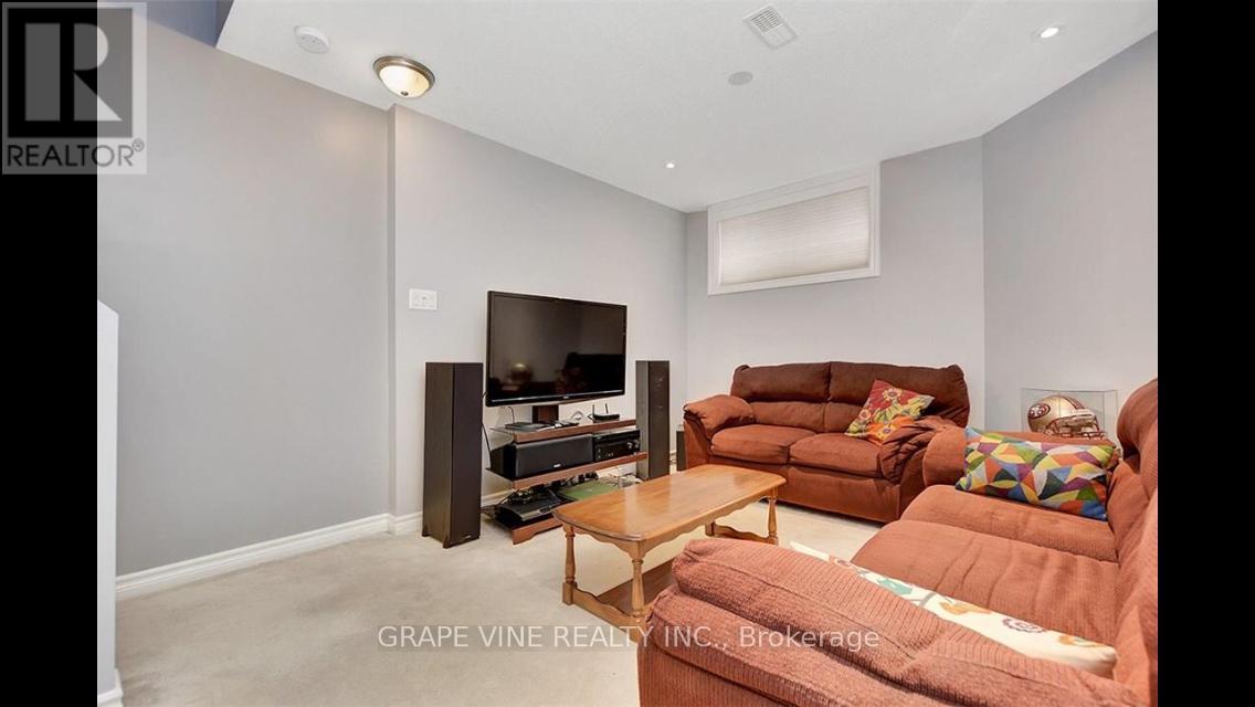 137 Marrissa Avenue, Ottawa, Ontario  K1J 0A4 - Photo 14 - X13281912