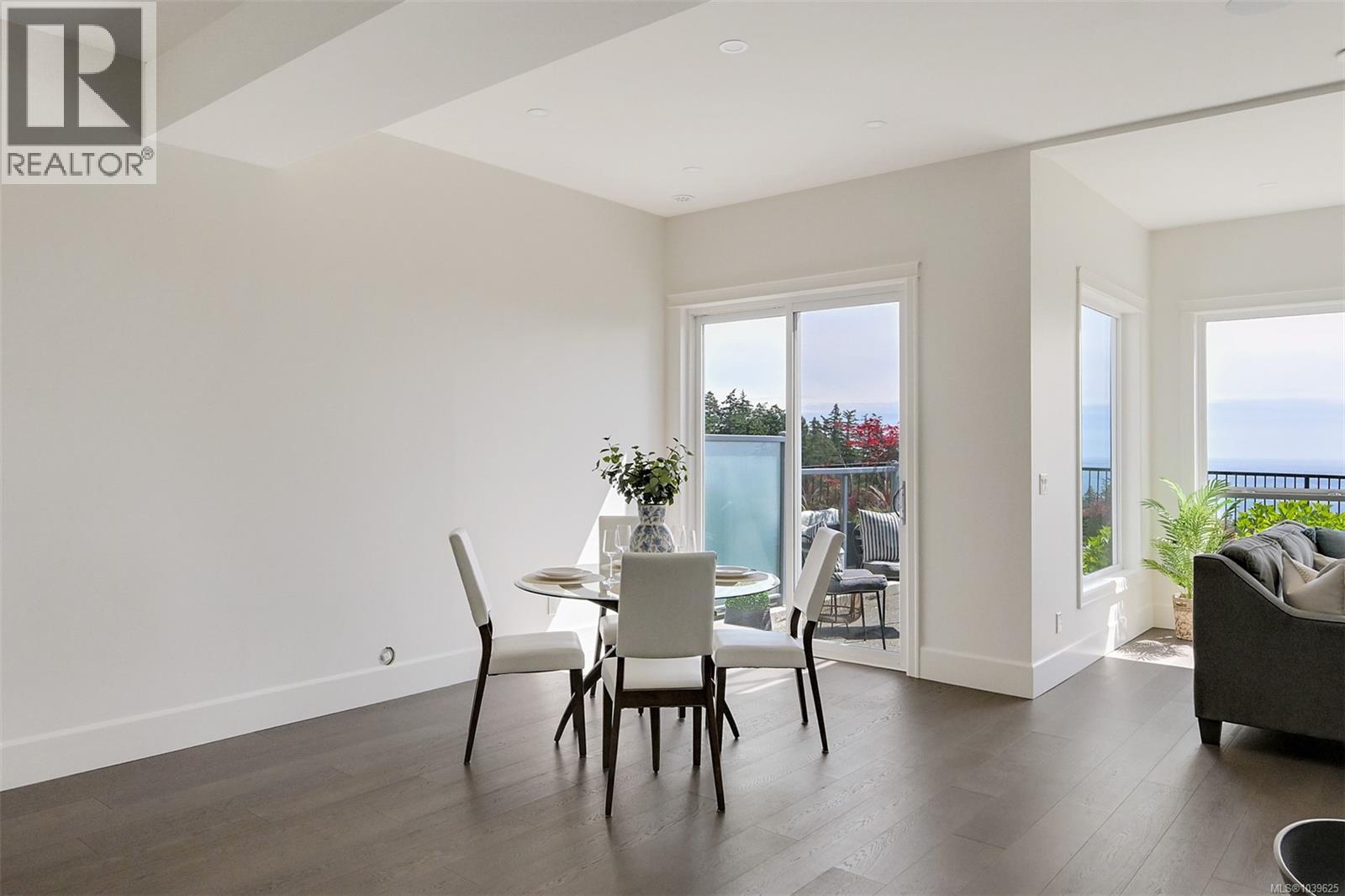 Listing image 30
