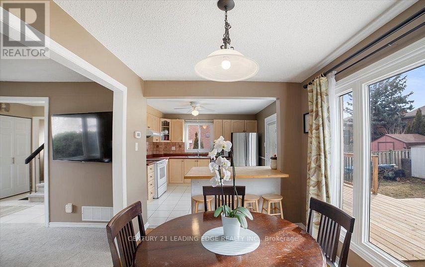 Main And Second - 618 Beckworth Square, Pickering, Ontario  L1V 3K4 - Photo 3 - E13211618