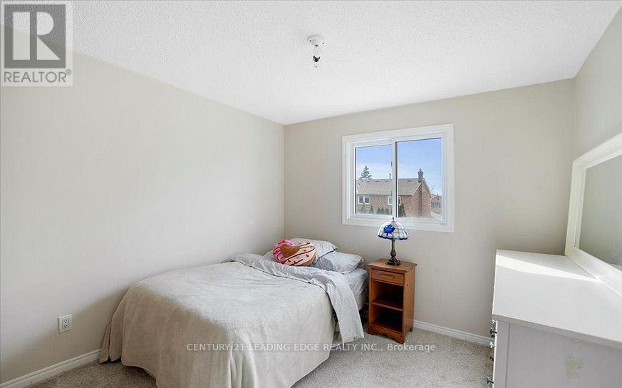Main And Second - 618 Beckworth Square, Pickering, Ontario  L1V 3K4 - Photo 10 - E13211618