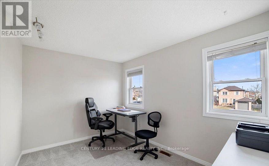 Main And Second - 618 Beckworth Square, Pickering, Ontario  L1V 3K4 - Photo 12 - E13211618