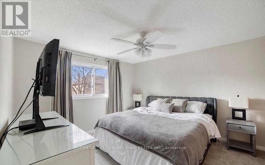 Main And Second - 618 Beckworth Square, Pickering, Ontario  L1V 3K4 - Photo 9 - E13211618