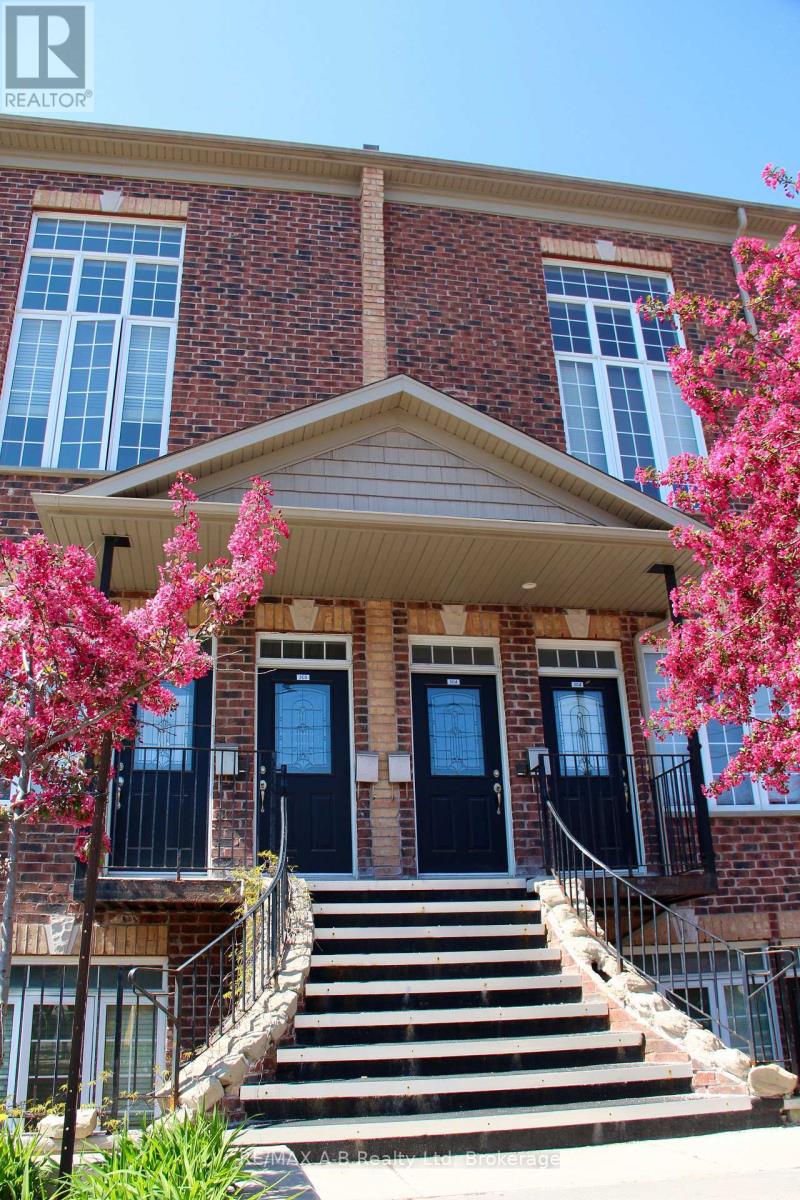 204 - 555 KING STREET E