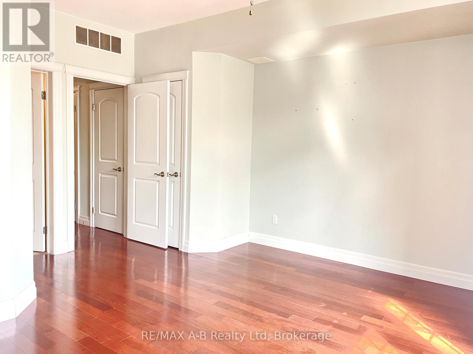 204 - 555 King Street E, Kitchener, Ontario  N2G 2L9 - Photo 10 - X13281822