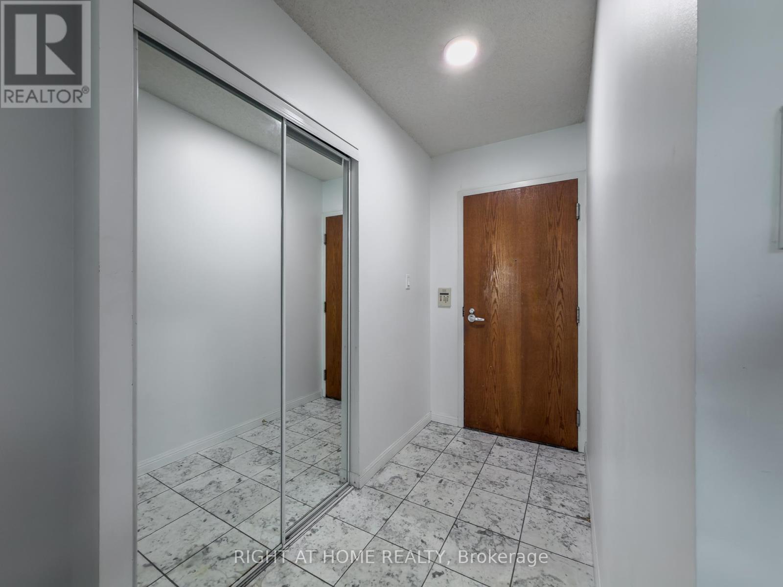 1101 - 23 Lorraine Drive, Toronto, Ontario  M2N 6Z6 - Photo 22 - C13281226