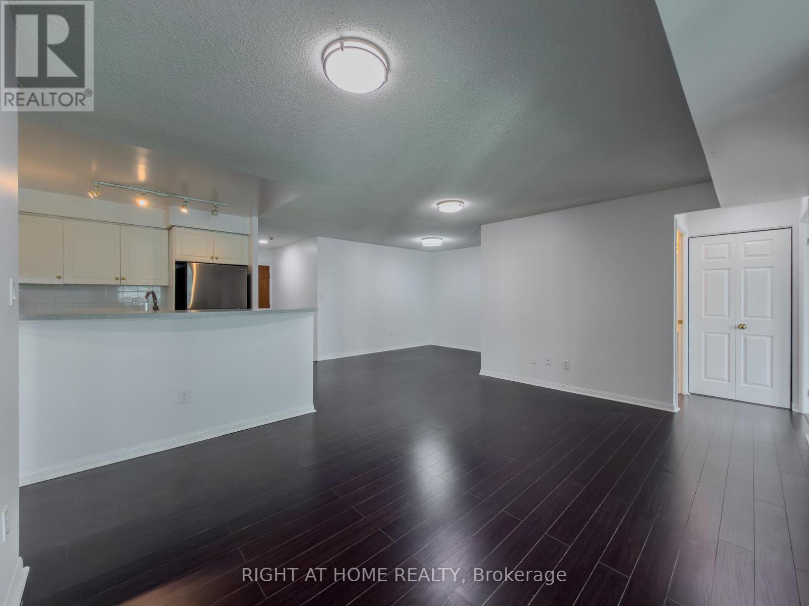 1101 - 23 Lorraine Drive, Toronto, Ontario  M2N 6Z6 - Photo 4 - C13281226