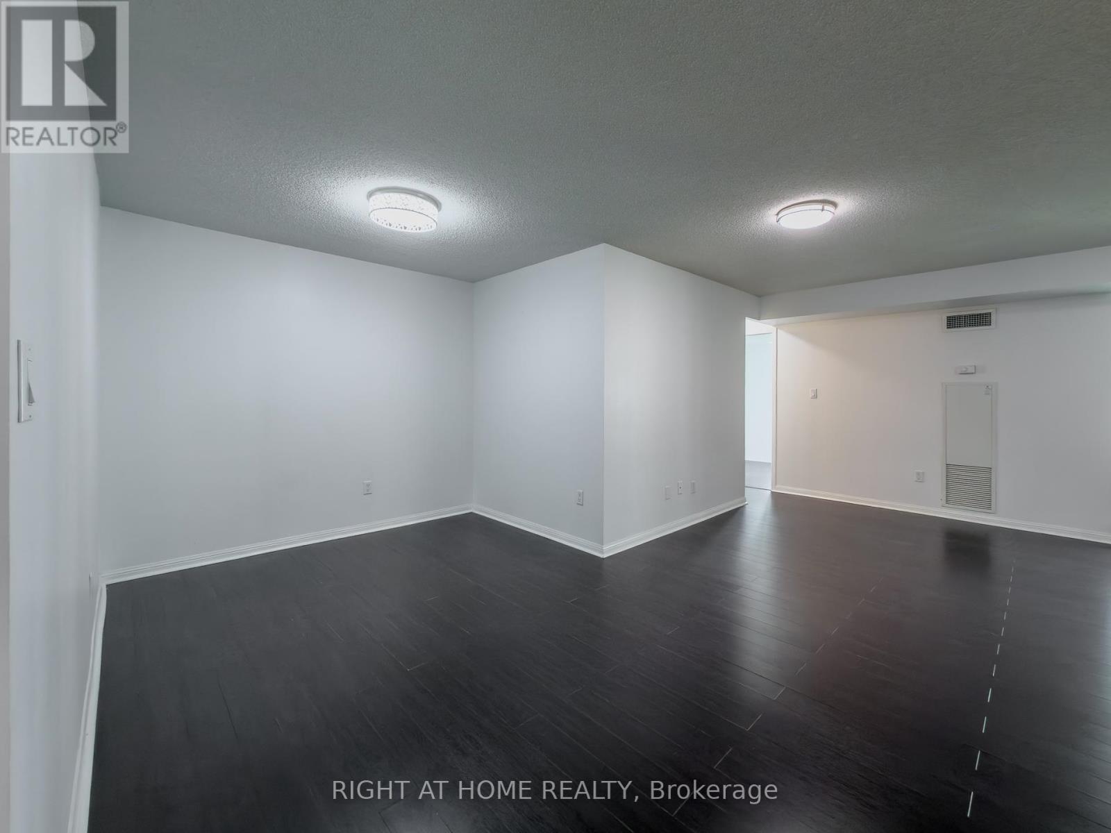 1101 - 23 Lorraine Drive, Toronto, Ontario  M2N 6Z6 - Photo 5 - C13281226