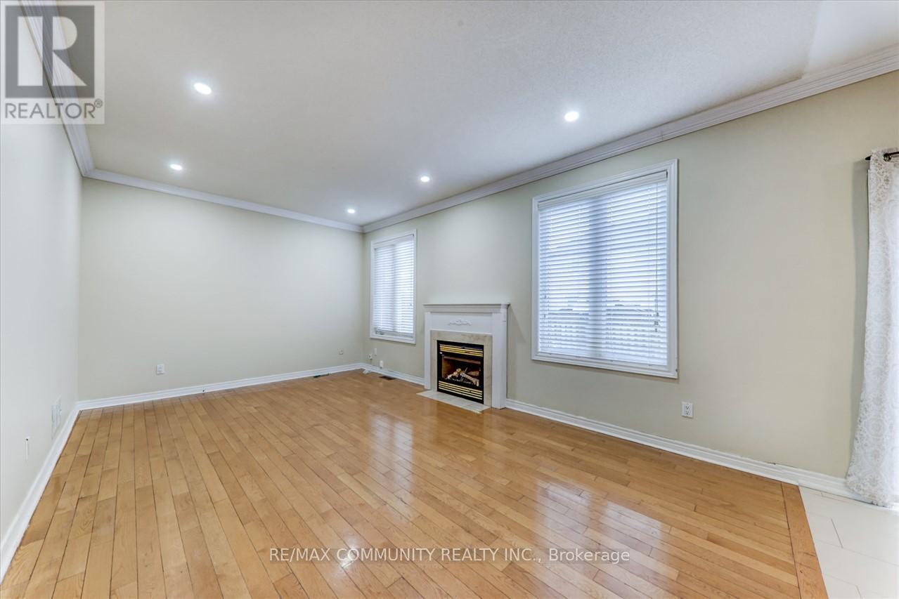 86 Grosbeak Crescent, Toronto, Ontario  M1X 1X4 - Photo 12 - E13285786