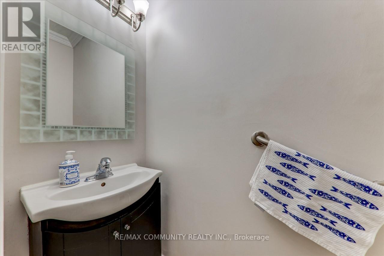 86 Grosbeak Crescent, Toronto, Ontario  M1X 1X4 - Photo 14 - E13285786
