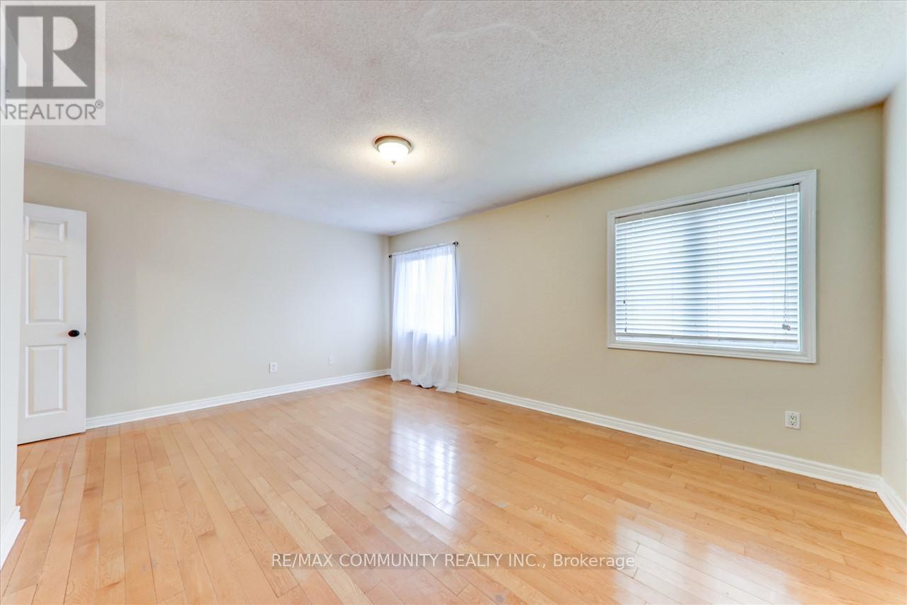 86 Grosbeak Crescent, Toronto, Ontario  M1X 1X4 - Photo 18 - E13285786