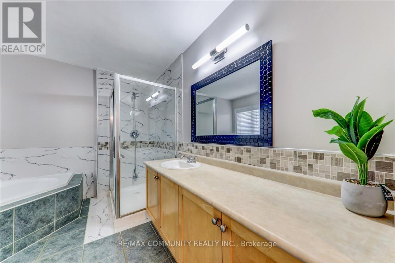 86 Grosbeak Crescent, Toronto, Ontario  M1X 1X4 - Photo 20 - E13285786