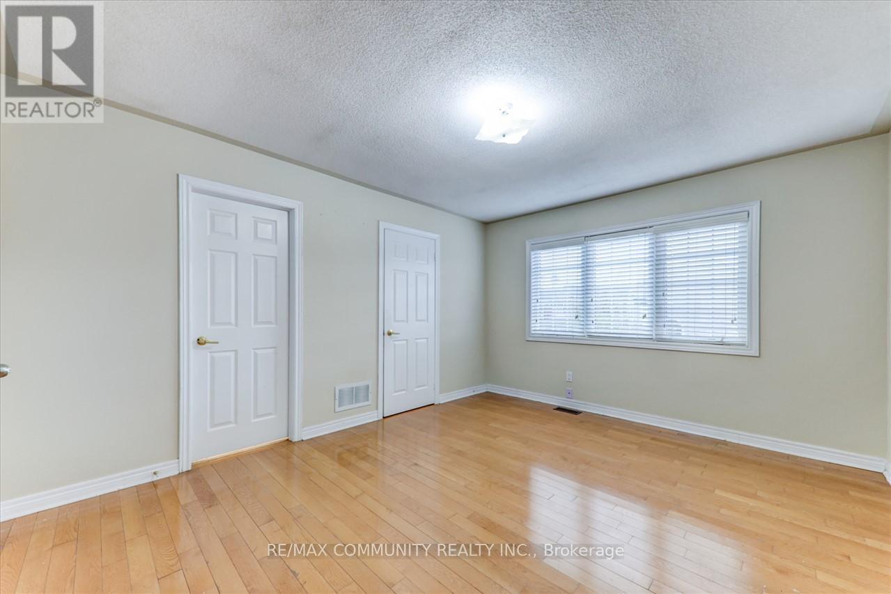 86 Grosbeak Crescent, Toronto, Ontario  M1X 1X4 - Photo 23 - E13285786