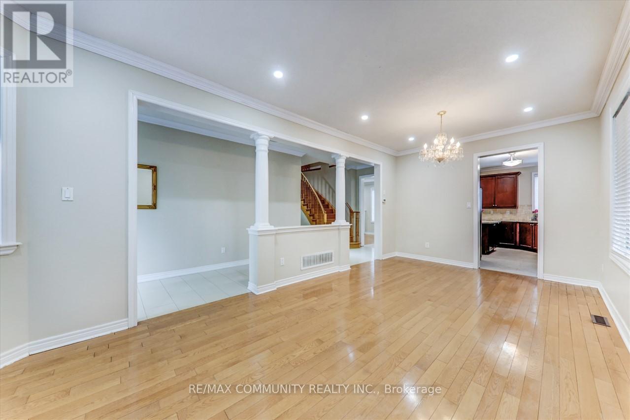 86 Grosbeak Crescent, Toronto, Ontario  M1X 1X4 - Photo 6 - E13285786