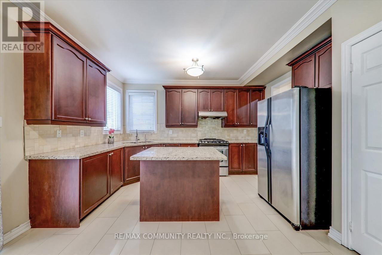 86 Grosbeak Crescent, Toronto, Ontario  M1X 1X4 - Photo 9 - E13285786