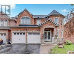 86 GROSBEAK CRESCENT, Toronto, Ontario