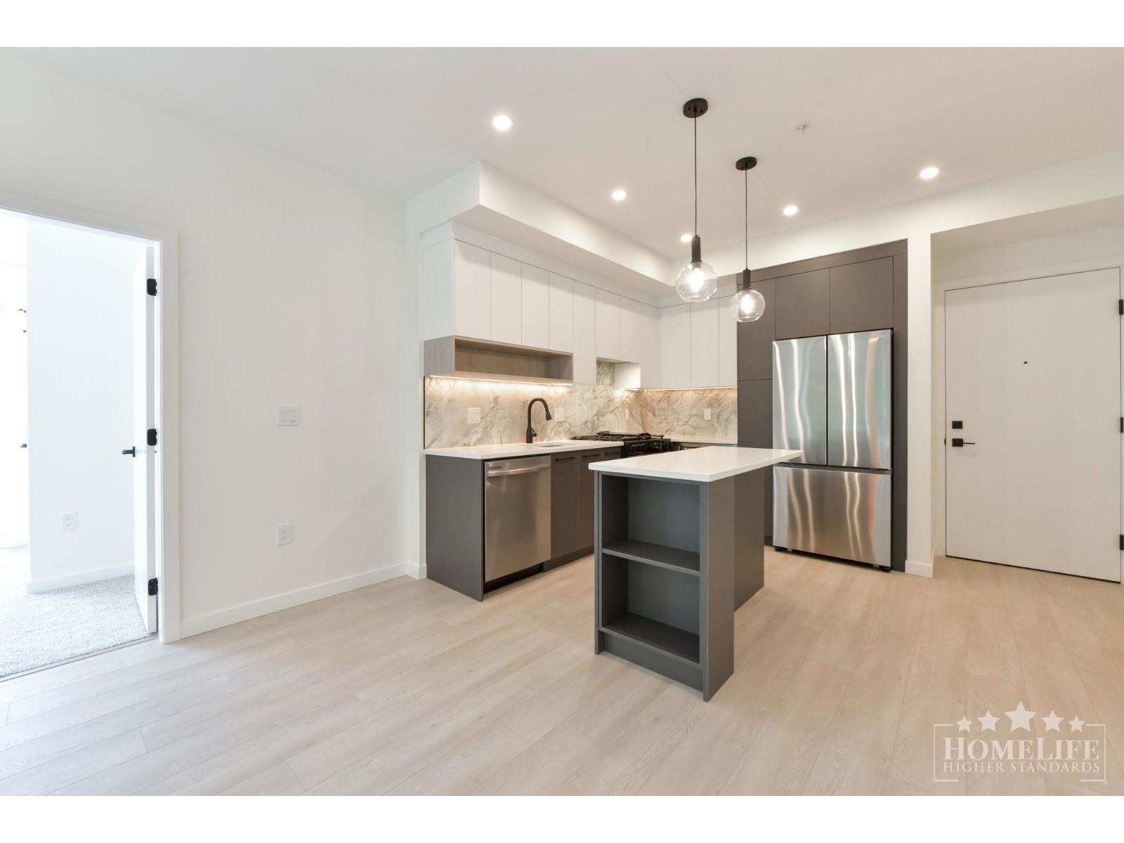 210 6220 Gooseberry Drive, Surrey, British Columbia  V3S 0C7 - Photo 2 - R3133024