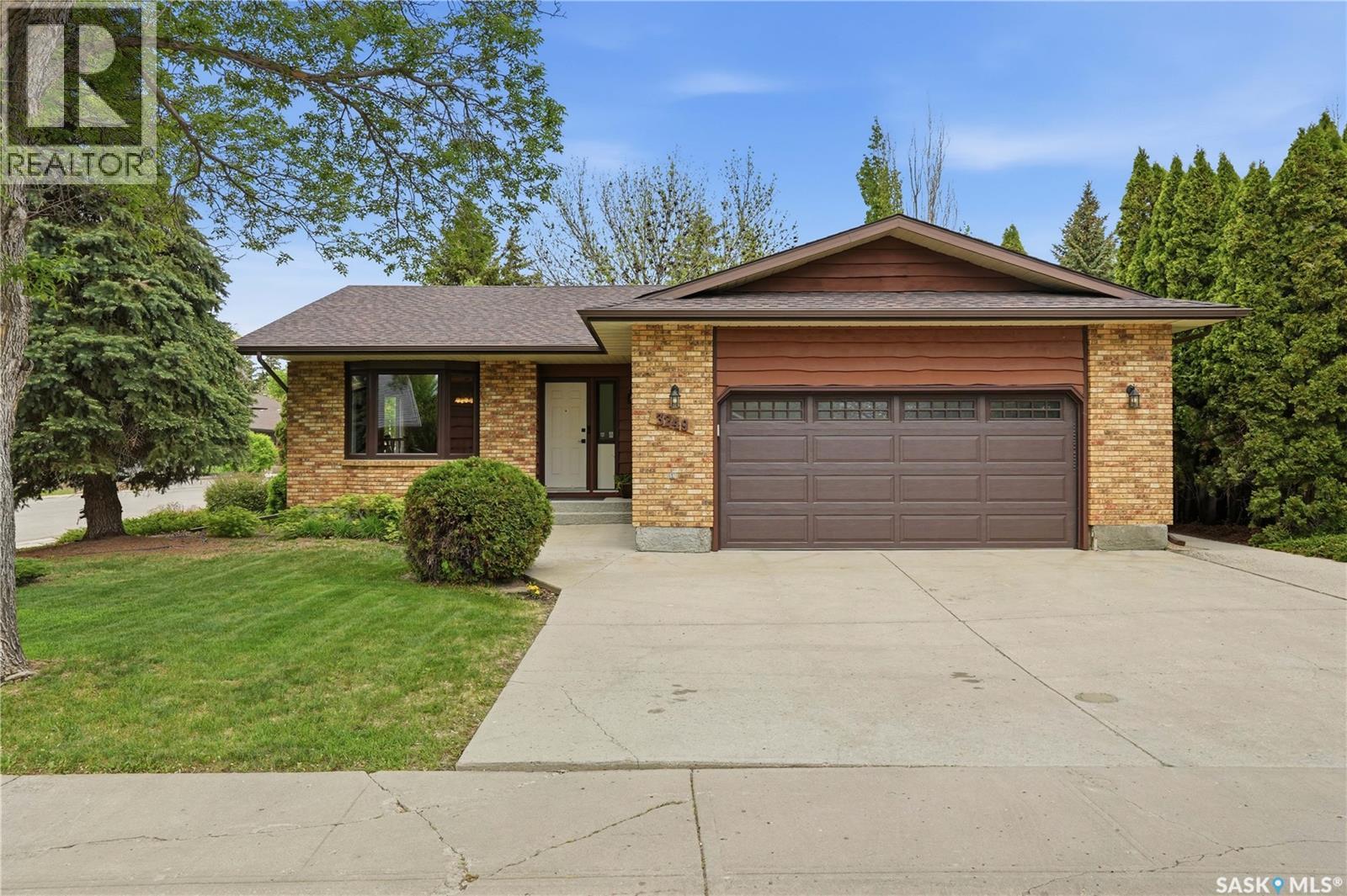 3249 Mountbatten CRESCENT, Regina, Saskatchewan
