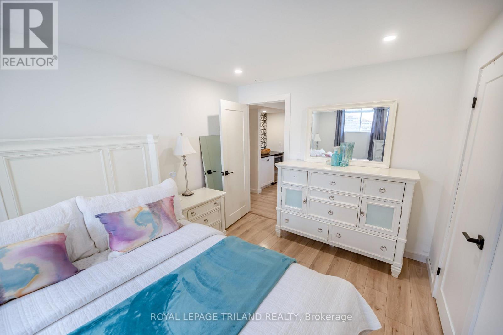 11 - 43 Capulet Walk, London North, Ontario  N6H 5V4 - Photo 31 - X13245428