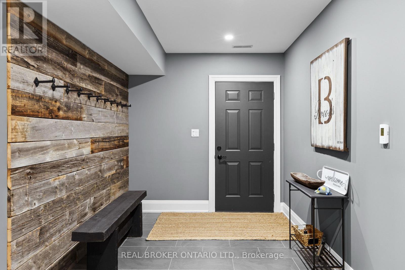 49 Sydenham Trail W, Clearview, Ontario  L0M 1H0 - Photo 33 - S13282256
