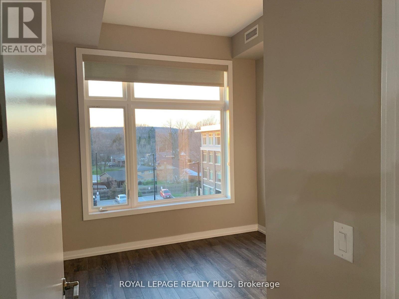 403 - 457 Plains Road E, Burlington, Ontario  L7T 0B8 - Photo 15 - W13281914