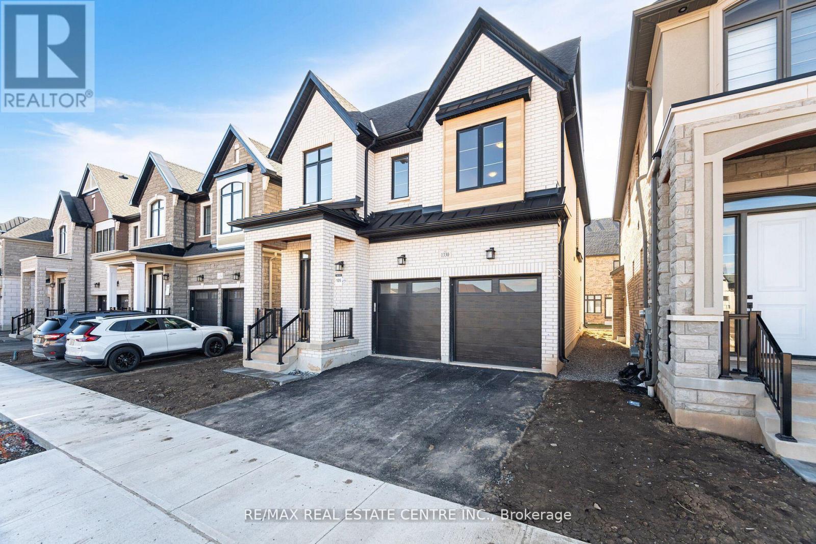 1330 Loon Lane, Oakville, Ontario  L6H 7X3 - Photo 2 - W13283618