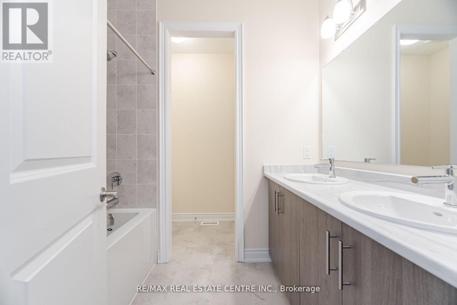 1330 Loon Lane, Oakville, Ontario  L6H 7X3 - Photo 37 - W13283618