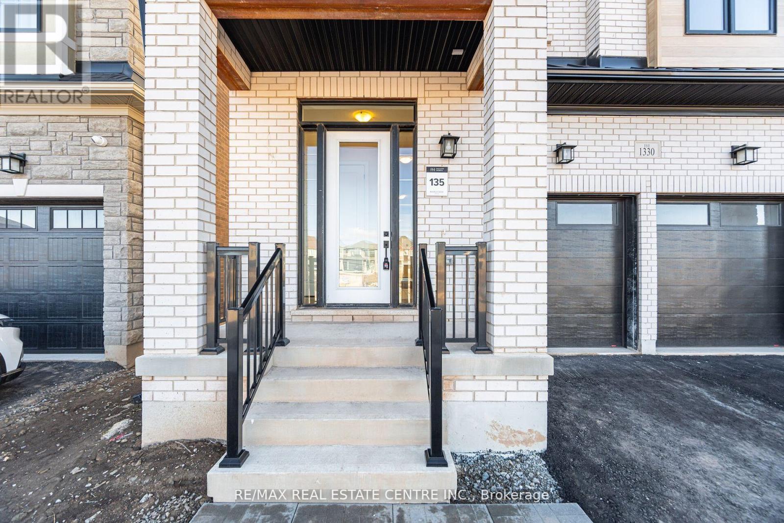 1330 Loon Lane, Oakville, Ontario  L6H 7X3 - Photo 4 - W13283618