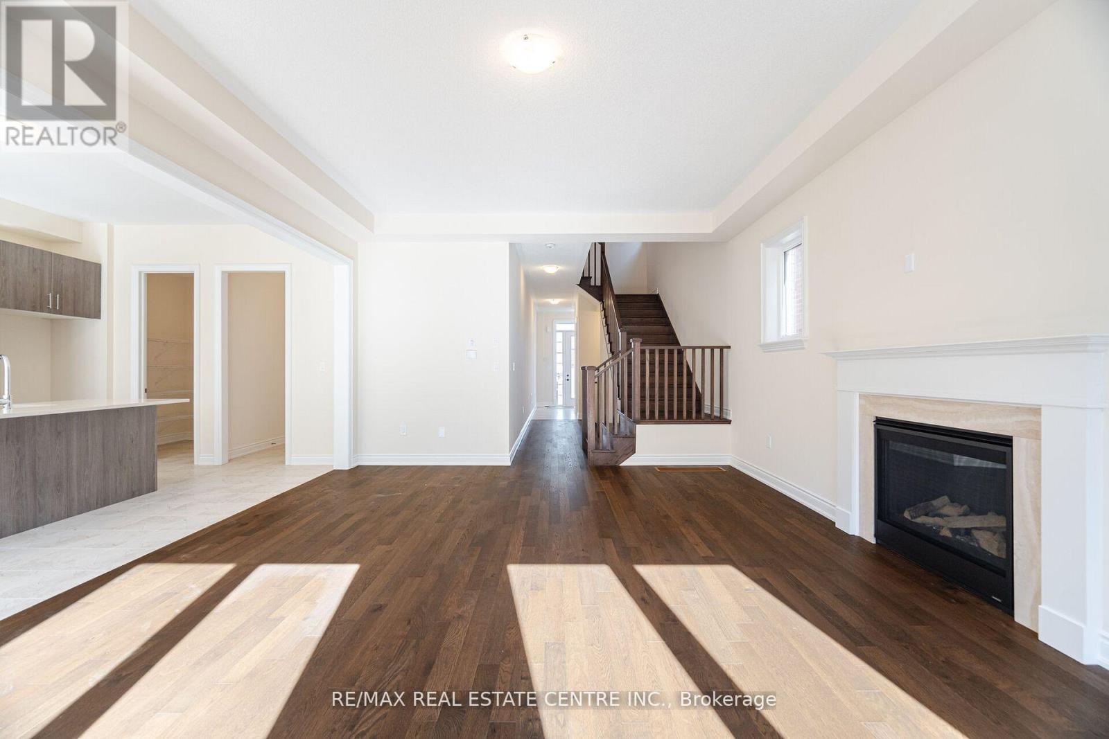 1330 Loon Lane, Oakville, Ontario  L6H 7X3 - Photo 9 - W13283618