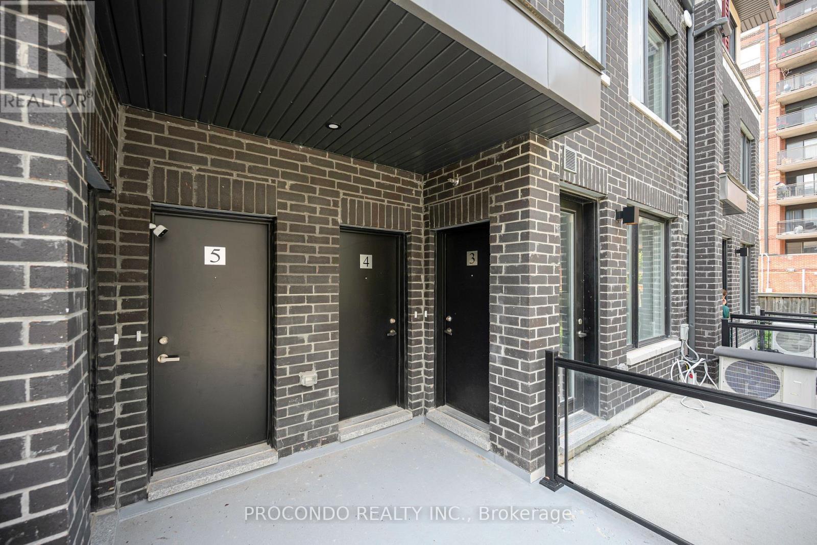 Unit 3 - 3560 Colonial Drive, Mississauga, Ontario  L5L 5R9 - Photo 3 - W13286380
