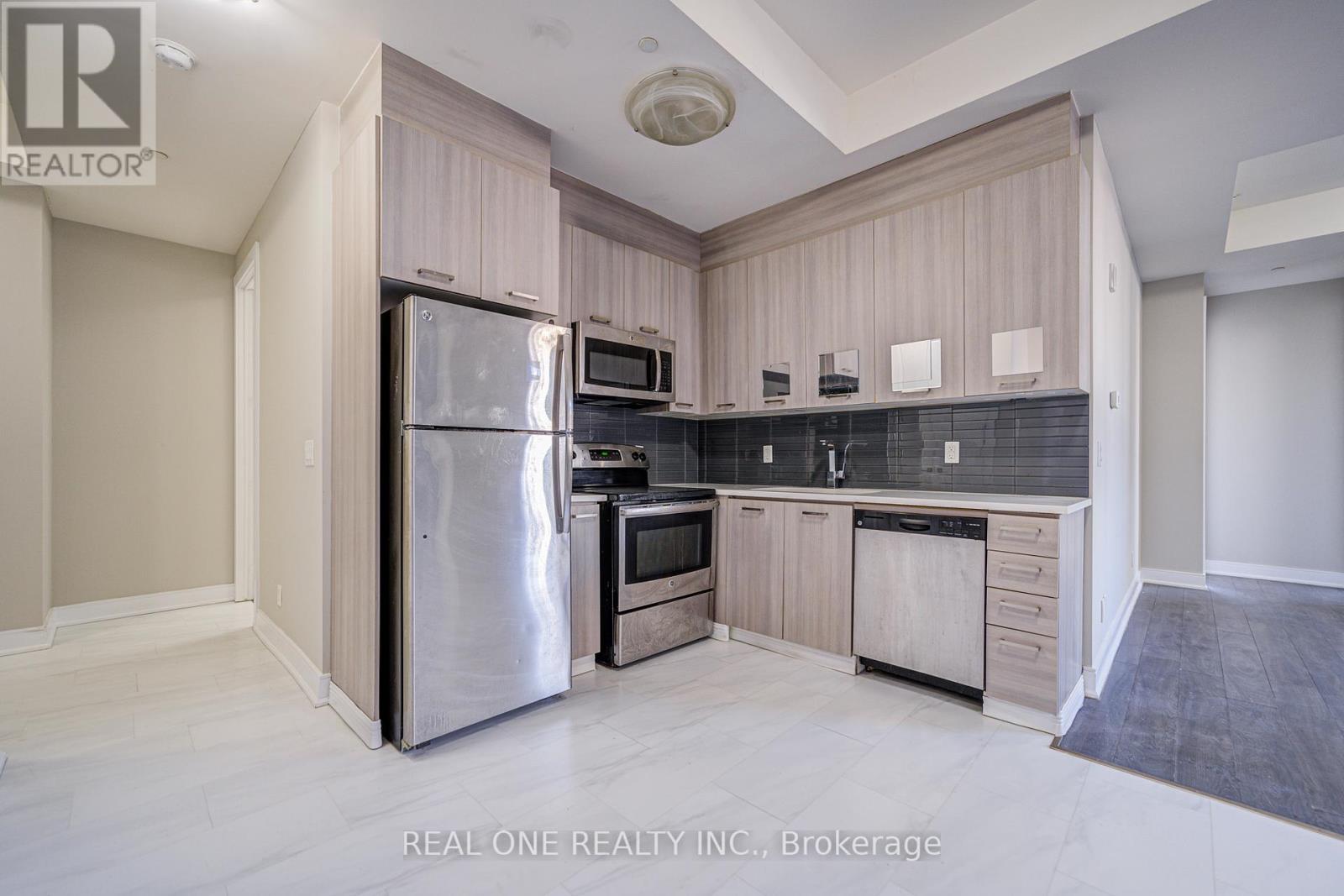 409 - 150 Main Street W, Hamilton, Ontario  L8P 1H8 - Photo 3 - X13286382