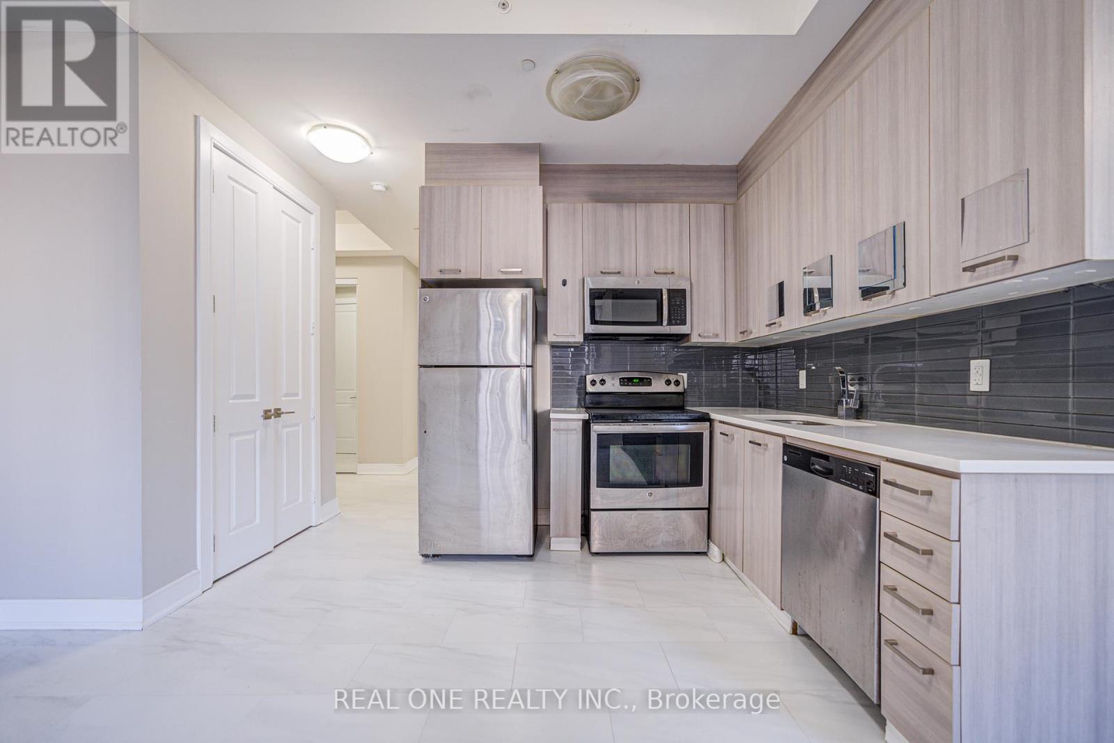 409 - 150 Main Street W, Hamilton, Ontario  L8P 1H8 - Photo 8 - X13286382