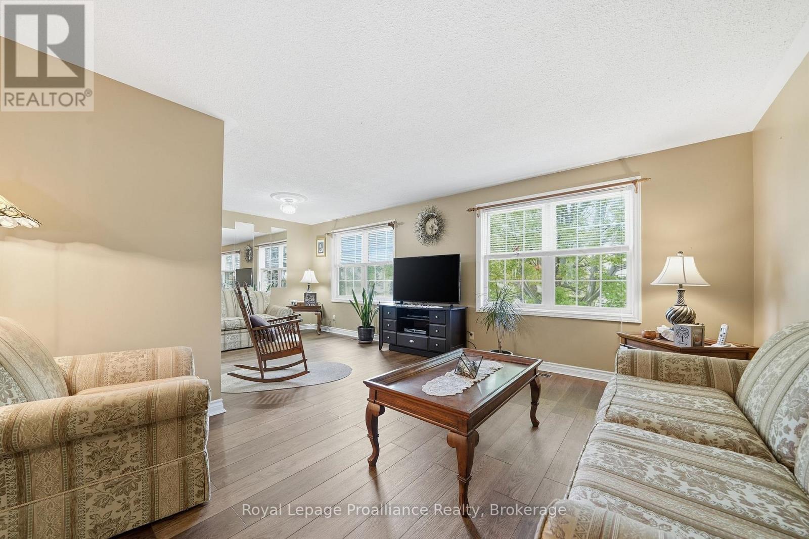 31 Springbrook Crescent, Belleville, Ontario  K8P 5B9 - Photo 17 - X13287206