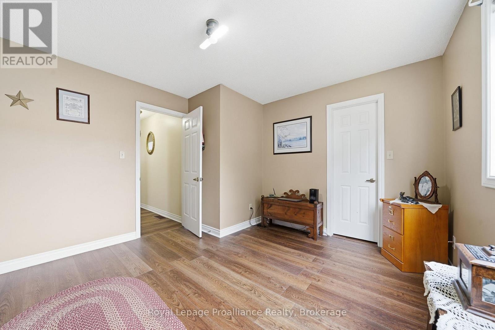 31 Springbrook Crescent, Belleville, Ontario  K8P 5B9 - Photo 21 - X13287206