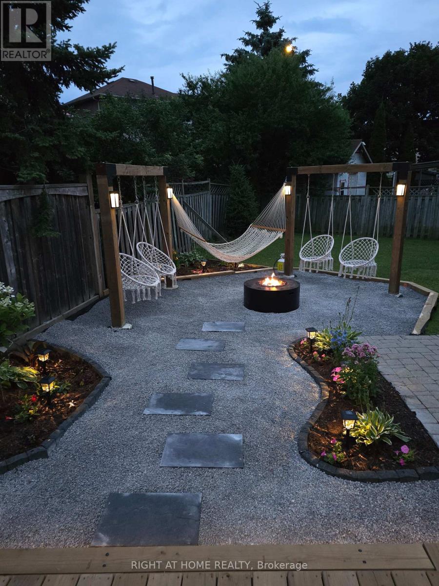 82 REED DRIVE, Ajax, Ontario