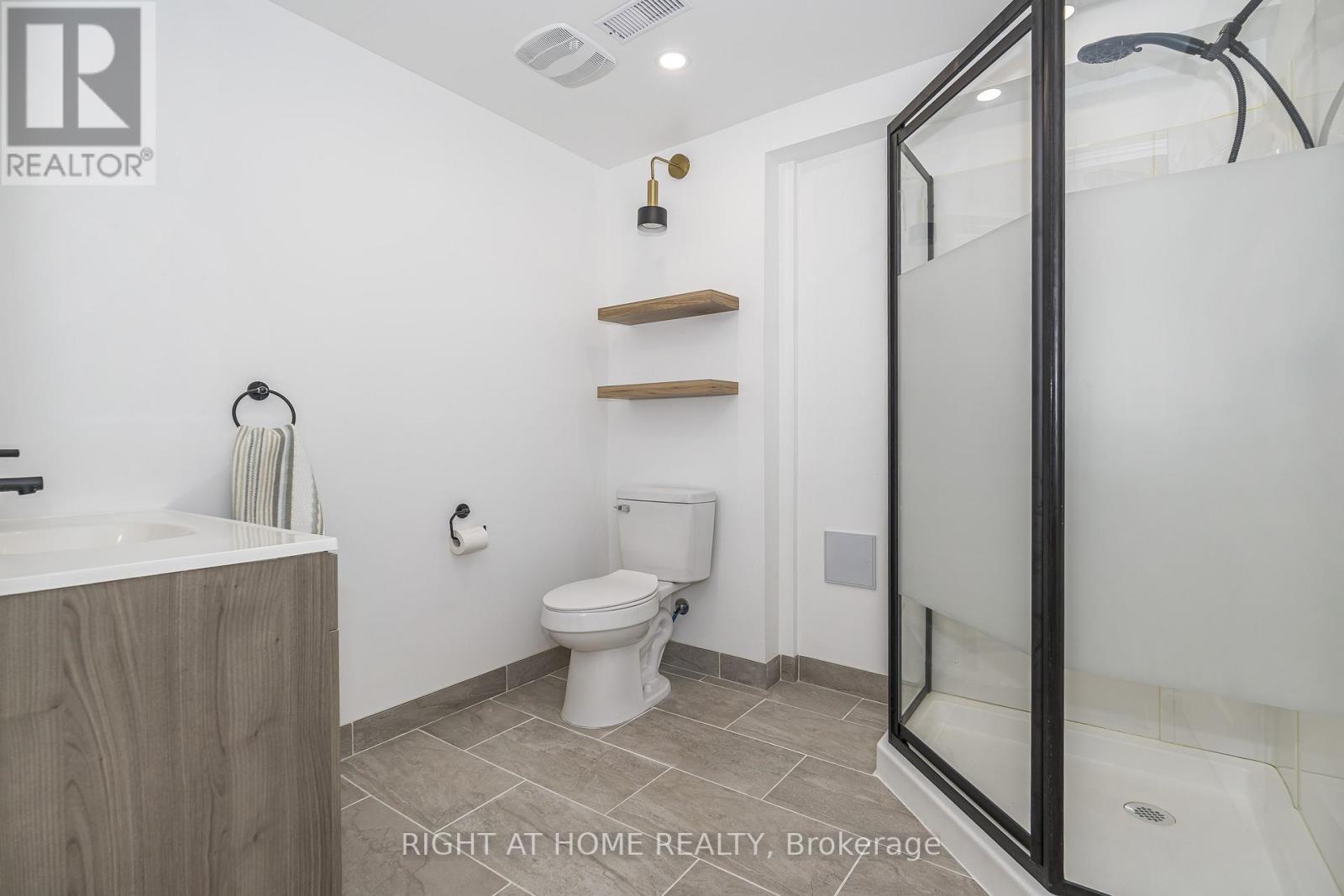 82 Reed Drive, Ajax, Ontario  L1S 6T6 - Photo 43 - E13233590