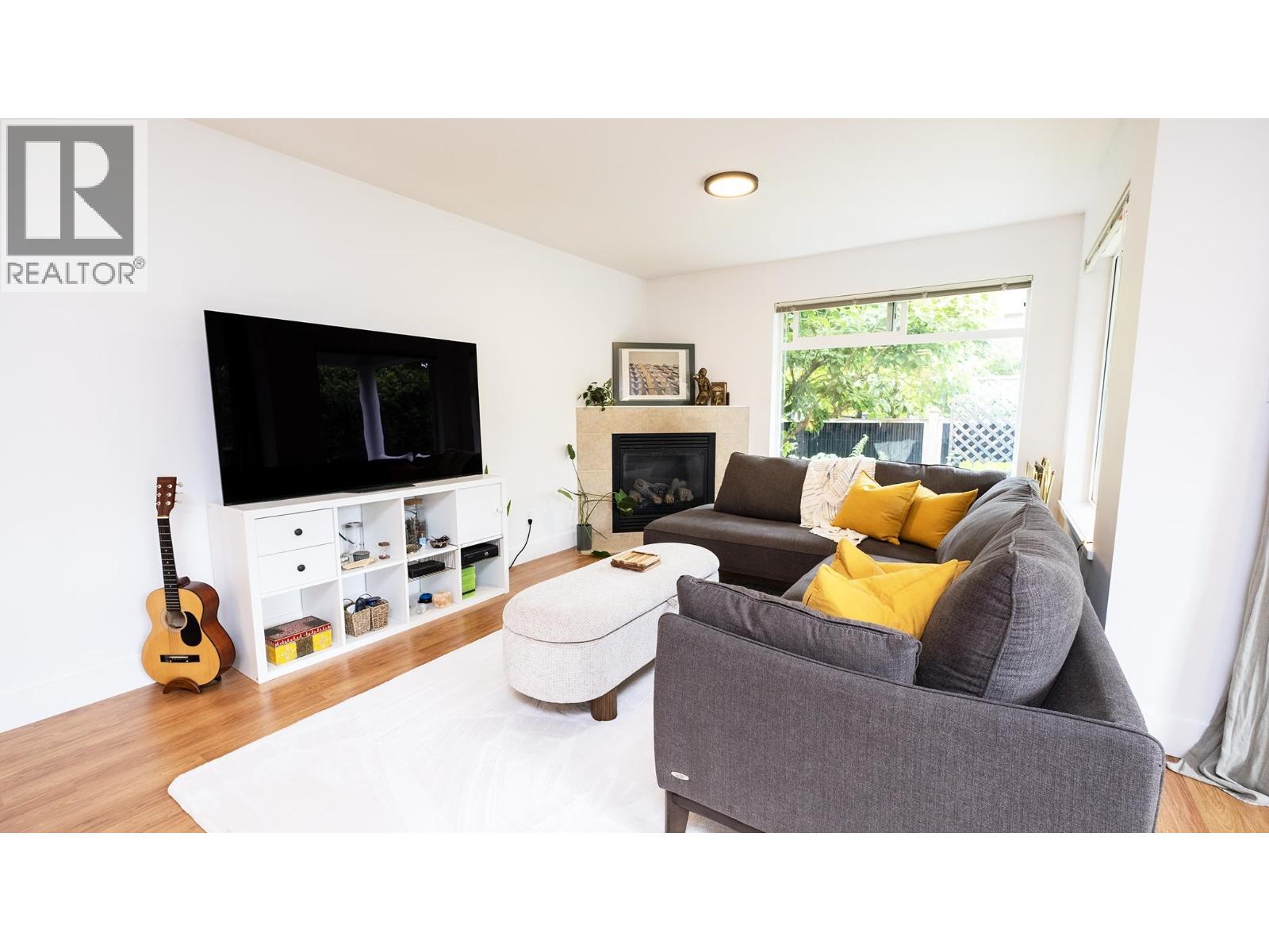 8 624 Shaw Road, Gibsons, British Columbia  V0N 1V8 - Photo 4 - R3132992