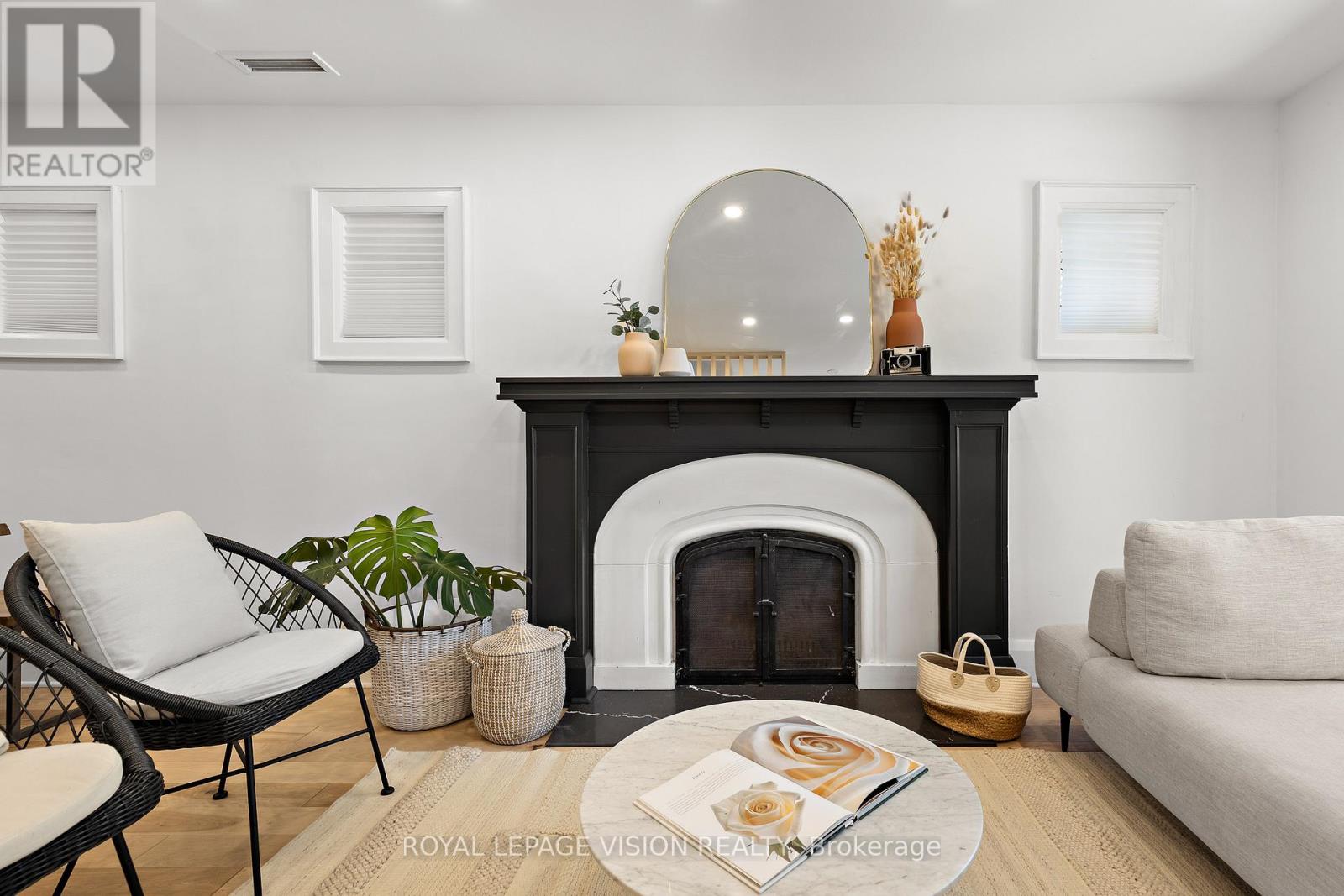 221 Bedford Park Avenue, Toronto, Ontario  M5M 1J4 - Photo 10 - C13287664