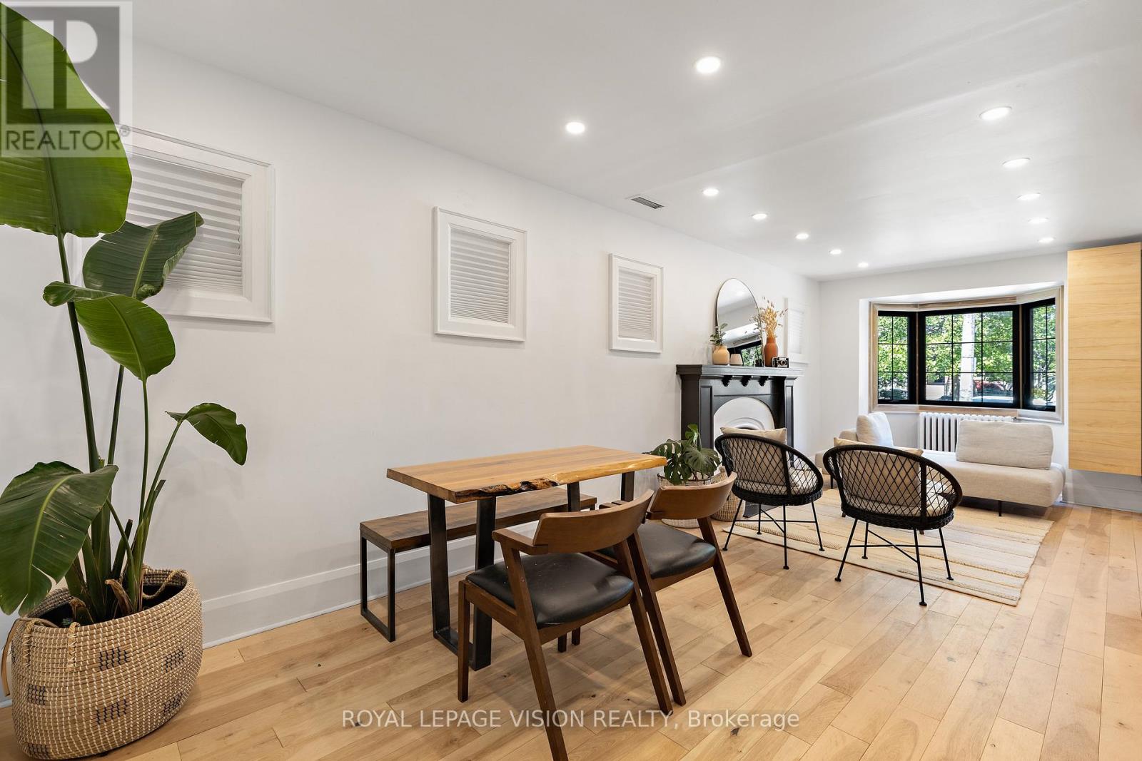 221 Bedford Park Avenue, Toronto, Ontario  M5M 1J4 - Photo 11 - C13287664