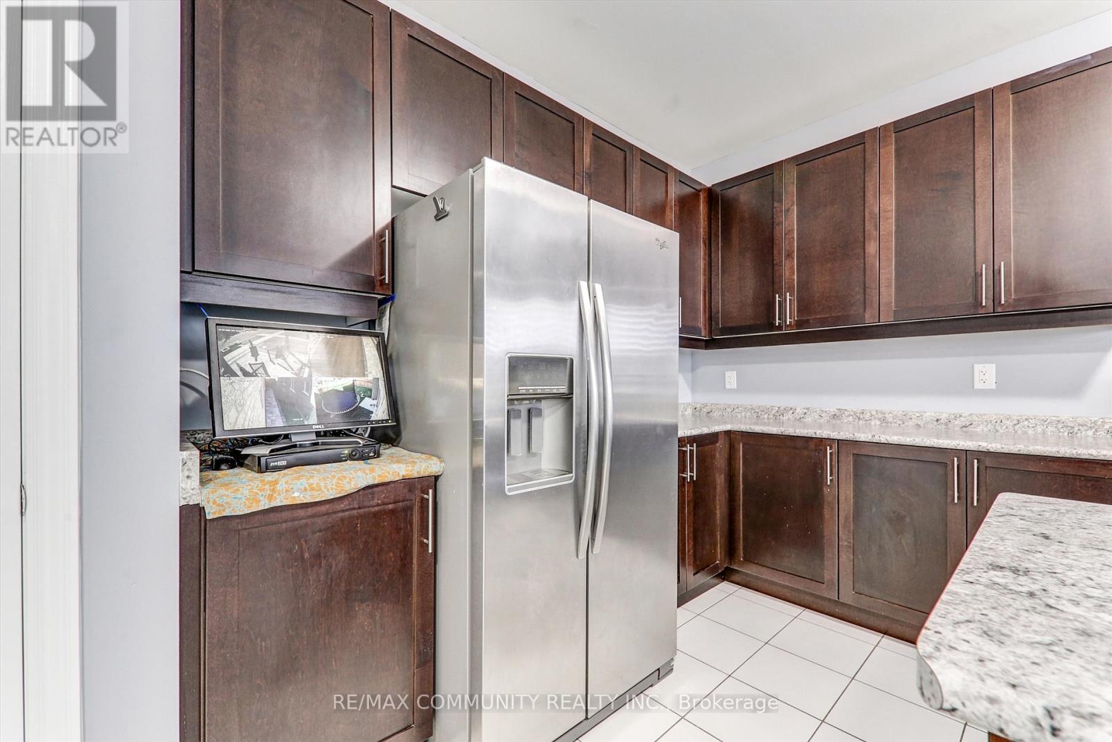 79 Mcroberts Crescent, Clarington, Ontario  L4E 0R9 - Photo 15 - E13286904